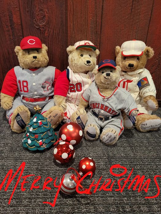 We are open every day through Christmas Eve - mailchi.mp/asportsgallery…