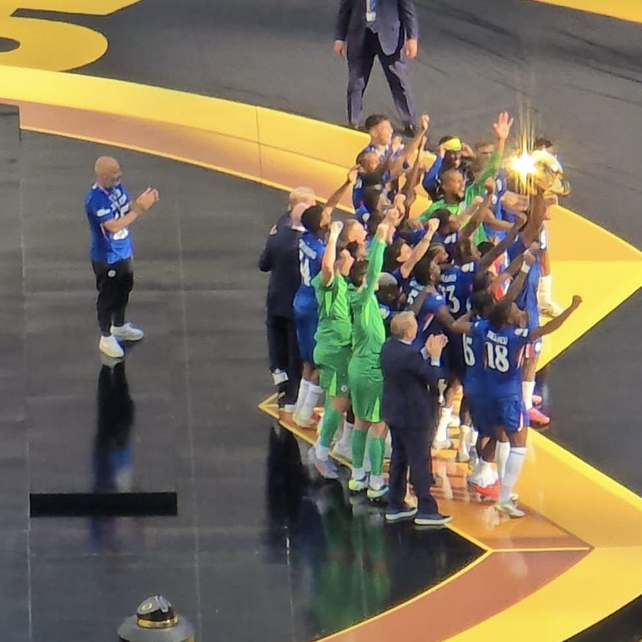 The true hero, he is the light amidst the darkness and the spark of action. All hail Enzo Maresca. 💙💙