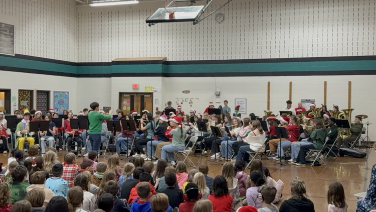 ButtsRoadInt's tweet photo. What a magical way to celebrate the season! 🎶✨ Our BRI students were treated to a festive holiday performance by the incredibly talented Hickory Middle School Band, Orchestra, &amp; Chorus. Thank you for sharing your music, joy, &amp; holiday spirit with us! #SOARingHighatBRI https://t.co/AaazDhcwnZ