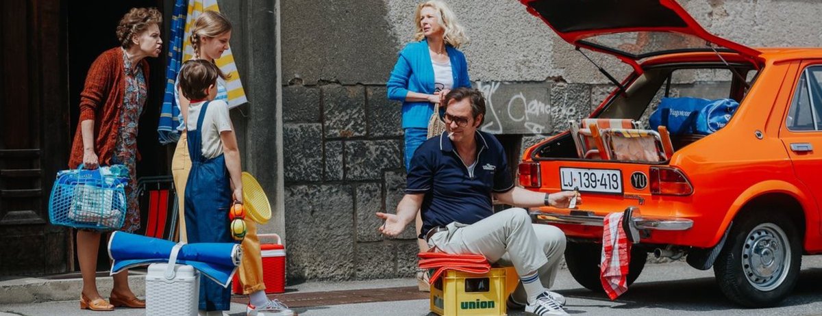 hoki21's tweet photo. Belo se pere na 90.
Slovenski film narejen po JUS-u 🎞️ https://t.co/SG3DawLPME #jusproject https://t.co/FyDGtypVA1