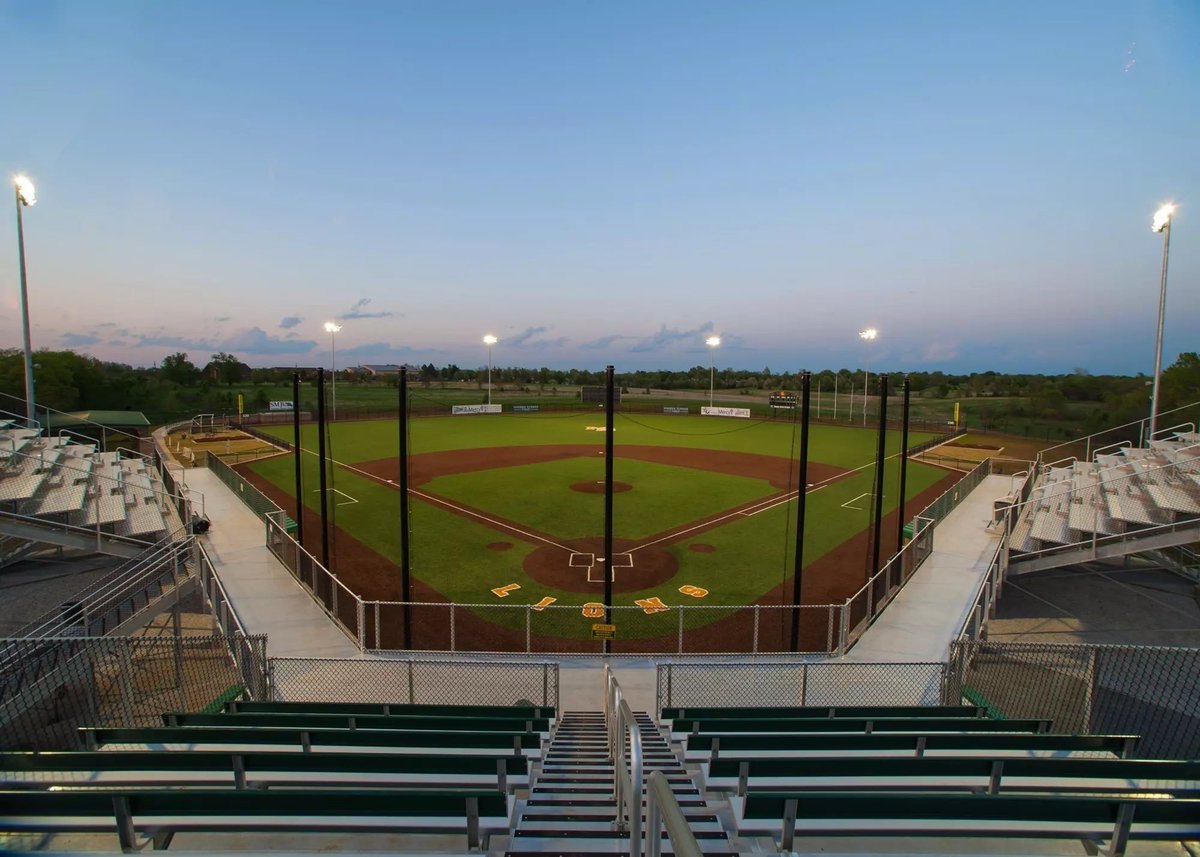 divIIbaseball's tweet image. Warren Turner Field vs Crane Stadium/Tompkins Field

Standings/Voting: diviibaseball.com/field-voting