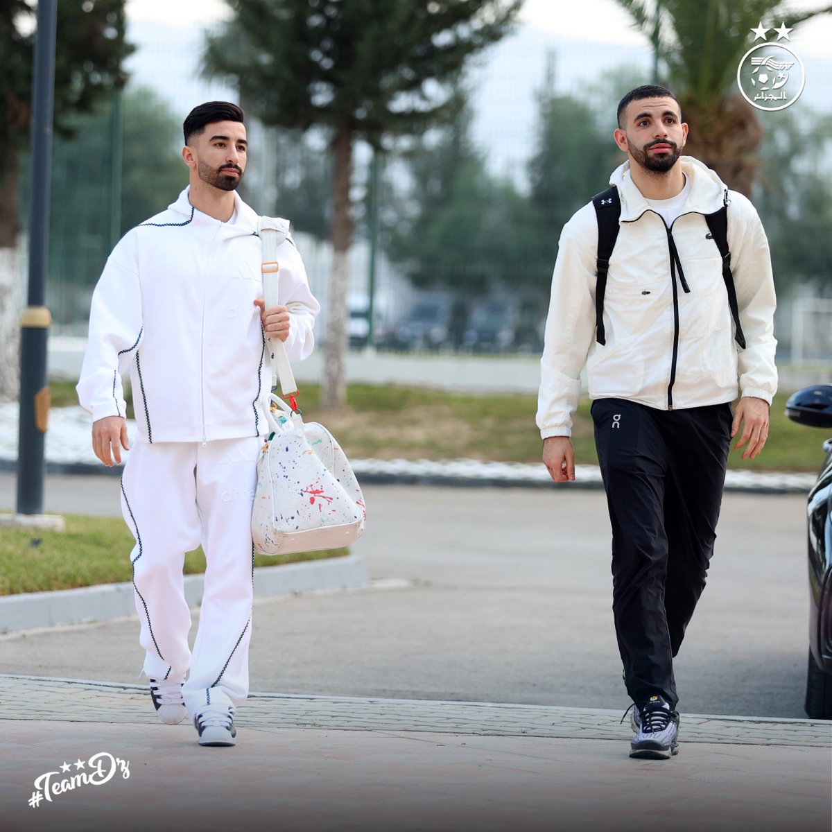 LesVerts's tweet photo. الخضر يصلون إلى مركز سيدي موسى تحسبا لانطلاق التربص التحضيري لنهائيات كأس أمم إفريقيا 2025

 #LesVerts⭐️⭐️ | #123vivalAlgérie🇩🇿 https://t.co/OhfKQQPrjr