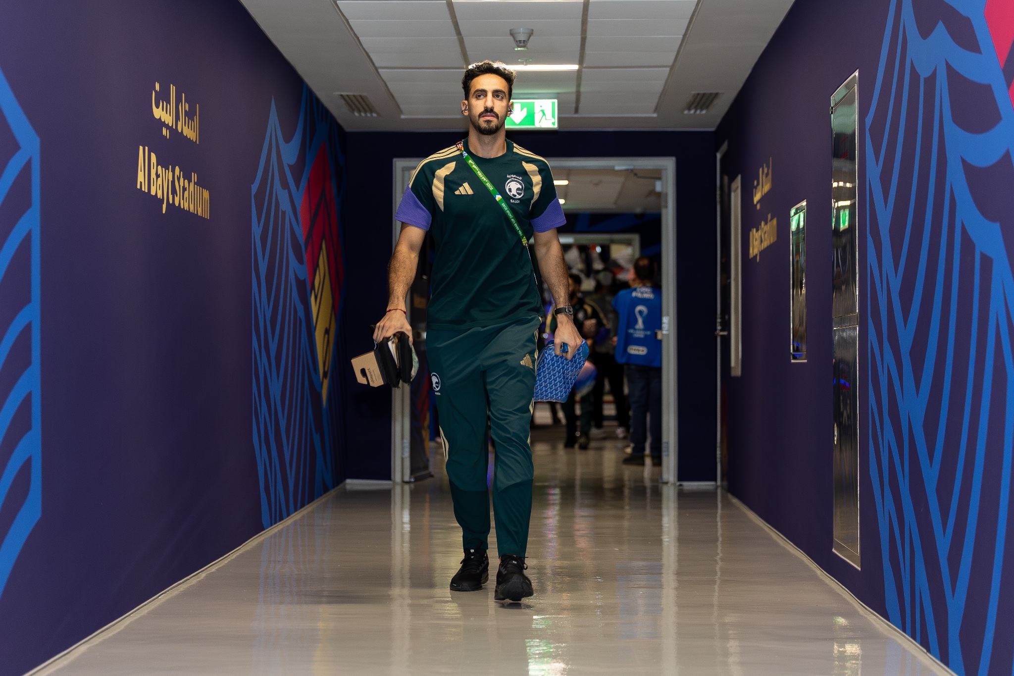 وصول لاعبي الأخضر إلى ملعب البيت #السعودية_الأردن 