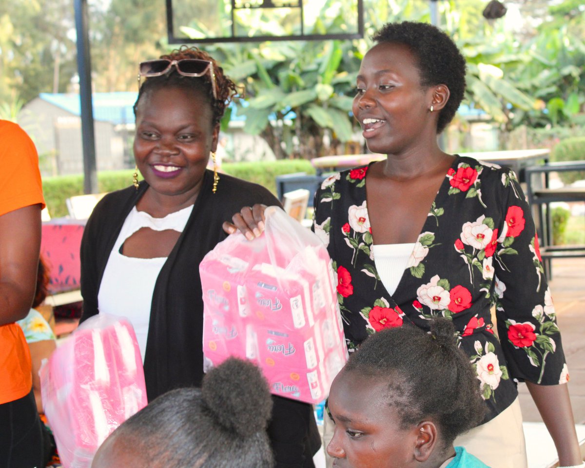 UstawiG's tweet photo. Highlights of the Jiji Empow{H}er project launch.
On 10th December, we successfully launched the Jiji Support Group as we marked the end of the #16daysofactivism against #Genderbasedviolence. 

#empowerher https://t.co/3kZvaQ56ge
