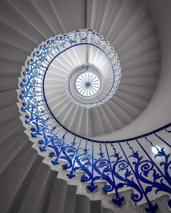 Rainmaker1973's tweet photo. The Tulip Staircase at the Queen's House, London https://t.co/IcbLU1A2gB