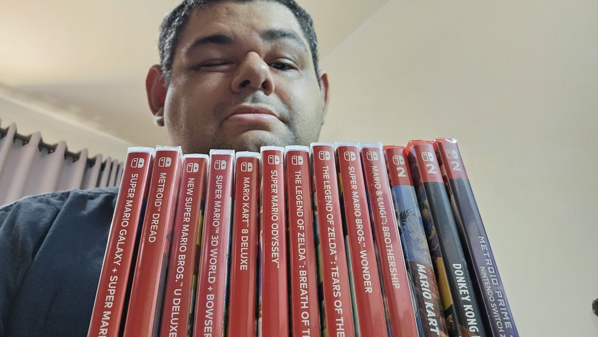 Ser fã da Nintendo é agradecer a emulação e pirataria, pois sem isso não conheceria MUITA coisa e hj, com condições, poder comprar os jogos/consoles da empresa.