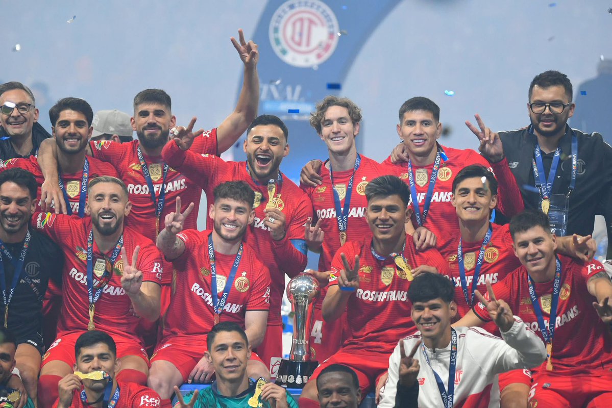 EsAlanBokeh's tweet image. Esa parte de mi vida, esa pequeña parte, se llama felicidad 🥲
#Chor12oPower