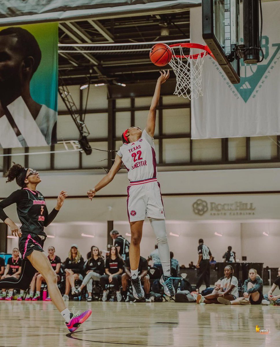 TLSBasketball's tweet photo. Shout-Out to Texas LoneStar’s 3SSB 2028 5’10 Super Athletic, Score at all Three Level Guard @JBaller2028 on Scoring 46 Points in the Finals of her HS tournament on Saturday, along with scoring over 200 Points for the weekend. #HARDWORKPAYINGOFF #BIGTHINGSCOMING #ONLYGETTINGBETTER #STOCKRISER @3SSBGCircuit