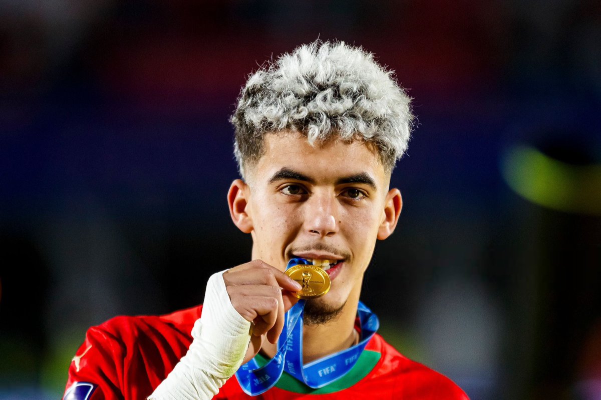 lnstantFoot's tweet photo. 𝗟𝗘 𝗠𝗔𝗥𝗢𝗖 𝗘𝗡 𝟮𝟬𝟮𝟱 𝗖’𝗘𝗦𝗧 🇲🇦 : 

- Finale CAN U17 (vainqueur 🏆) 
- Finale CHAN (vainqueur 🏆) 
- Finale Coupe du Monde U20 (vainqueur 🏆) 
- Finale CAN U20 
- Finale CAN féminine 
- Finale Coupe Arabe (⏳) https://t.co/UG1dwyj56b