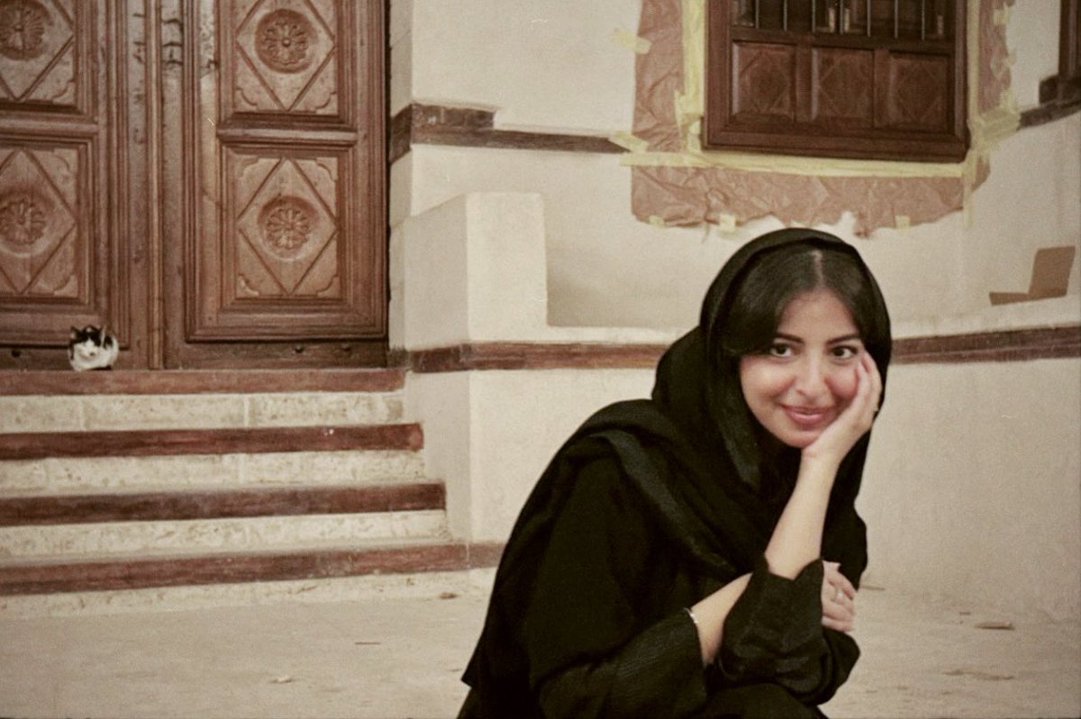 mmanar__'s tweet photo. أنا و🐈 على أرصفة البلد https://t.co/330FYNMI7I