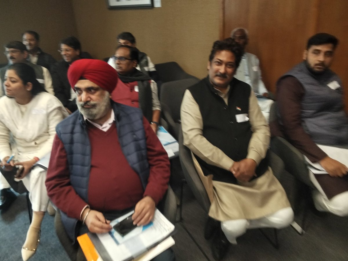 INCSCDeptDelhi's tweet photo. आज ,अखिल भारतीय कांग्रेस कमेटी SC Deptt की राष्ट्रीय कार्यकारिणी की बैठक आदरणीय श्री के राजू जी ओर आदरणीय श्री राजेंद्र पाल गौतम जी अध्यक्ष SC Deptt के  नेतृत्व में सफलतापूर्वक संपन्न हुई।

जय भीम 
जय संविधान https://t.co/itI36qwFsf