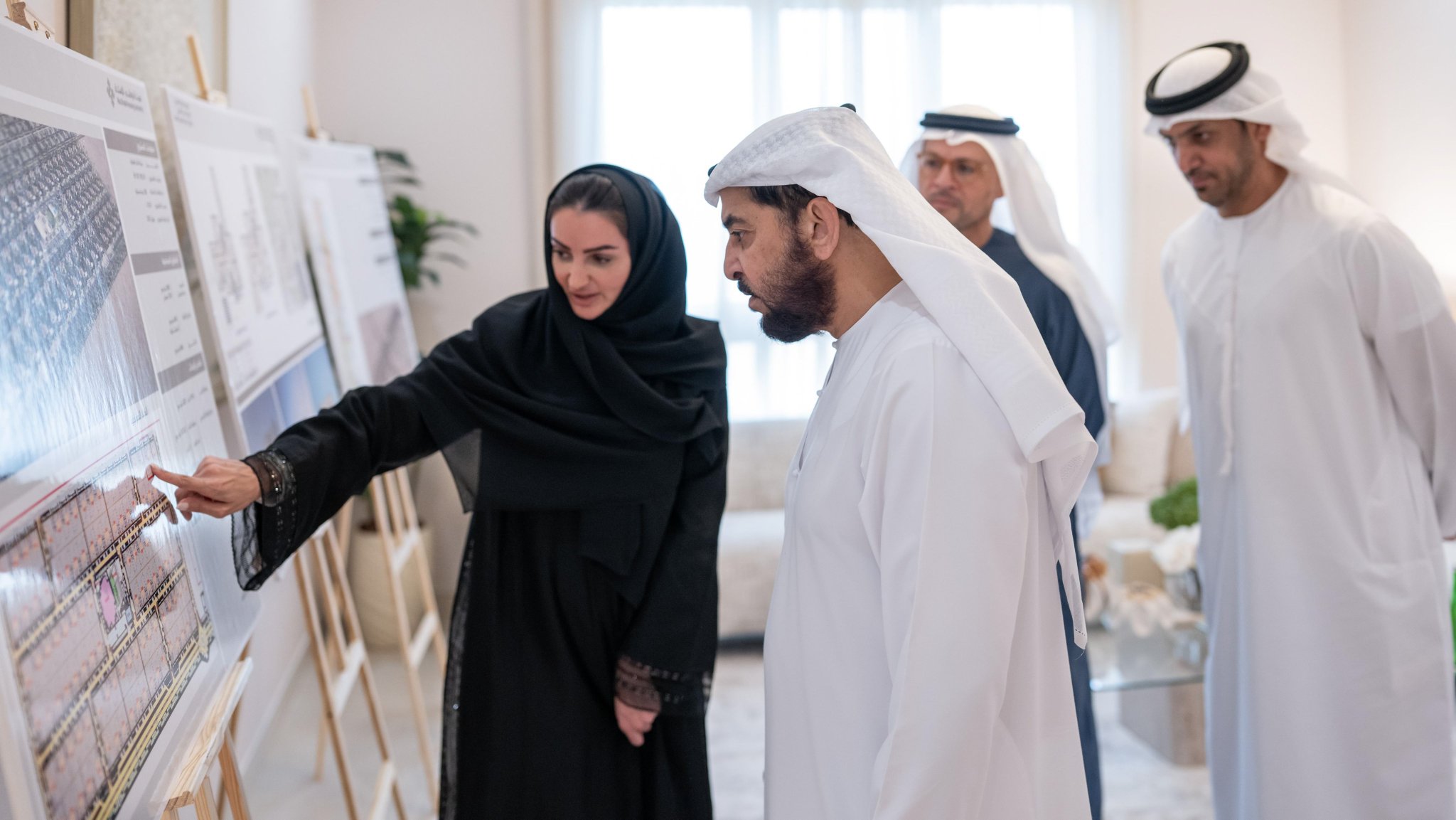 حمدان بن زايد: تعزيز الاستقرار الأسري في صميم توجيهات #رئيس_الدولة 