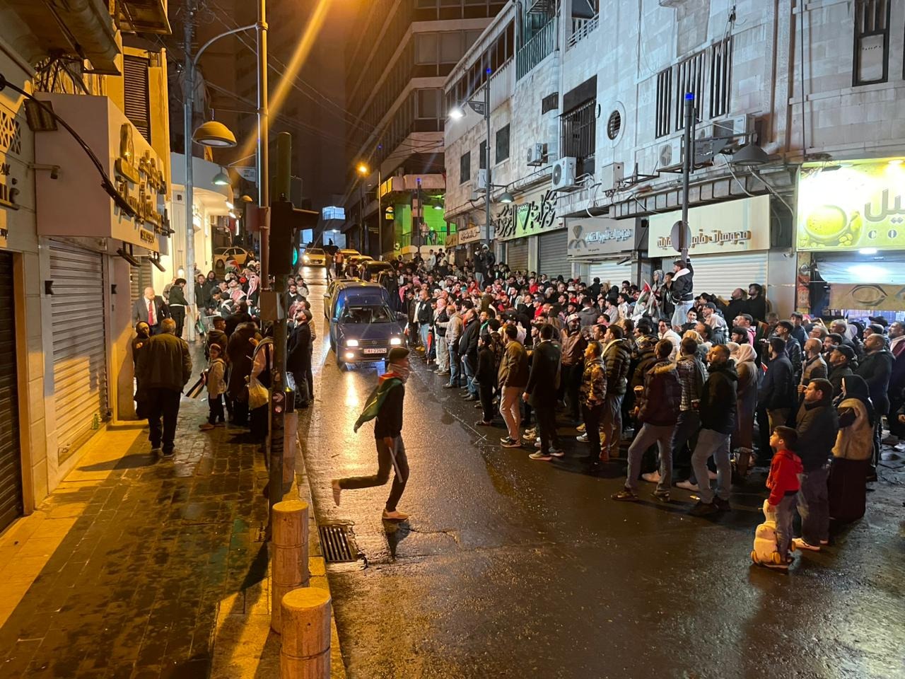 فرحة واسعة في الشارع الأردني بعد تأهل منتخب النشامى لنهائي كأس العرب 2025 #بترا 