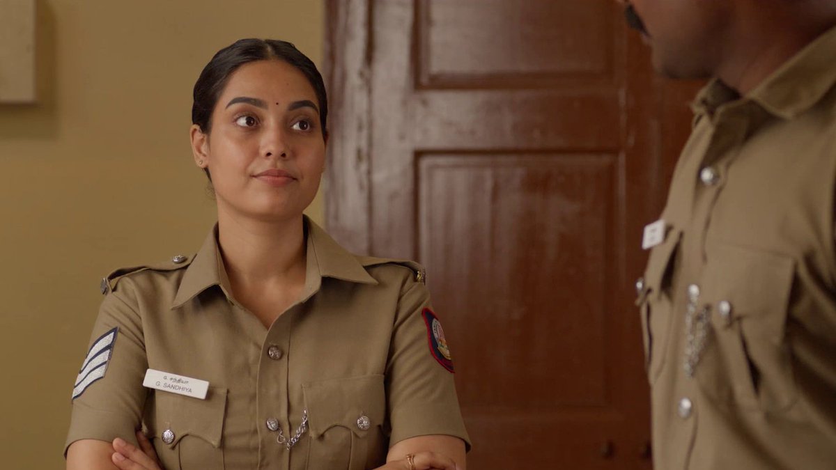 parallaxcinemas's tweet photo. #Regai (2025) – Tamil Web Series Review 🎬
Interesting crime premise, rural setting works well, engaging investigation moments.
Weak execution, predictable writing, slow pacing, average performances and technical quality.
Overall, not up to the mark — a below-average crime thriller that misses its potential.