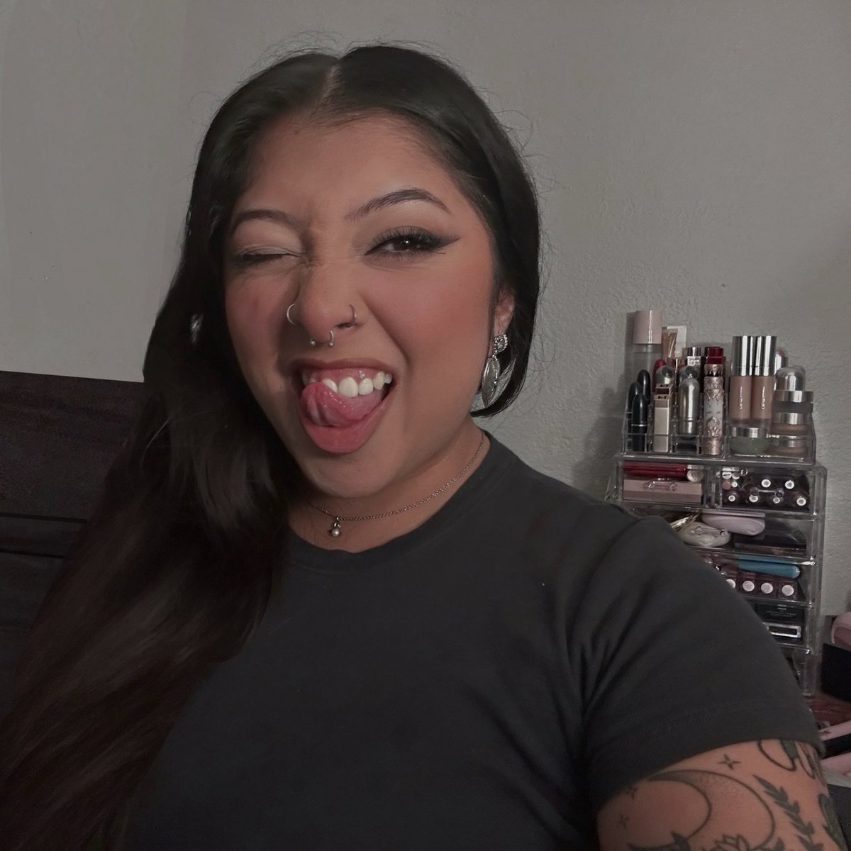 𝔳𝔢𝔯𝔬 ₊˚⊹♡ tweet media