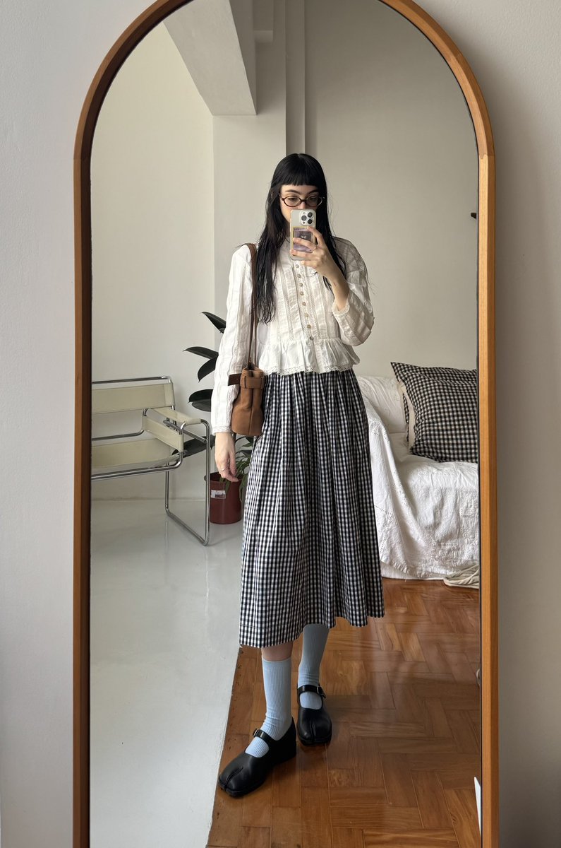 sofiacrvo's tweet image. mirror selfie wrapped