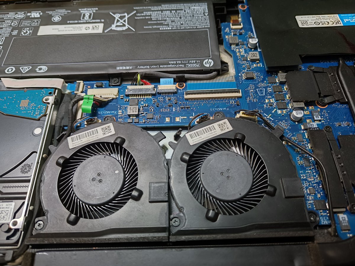 codeAntu's tweet photo. Cleaning my laptop fans after a long time 🧹💨
Turns out dust does believe in long-term relationships 😅💻 https://t.co/6bELBY5C1f