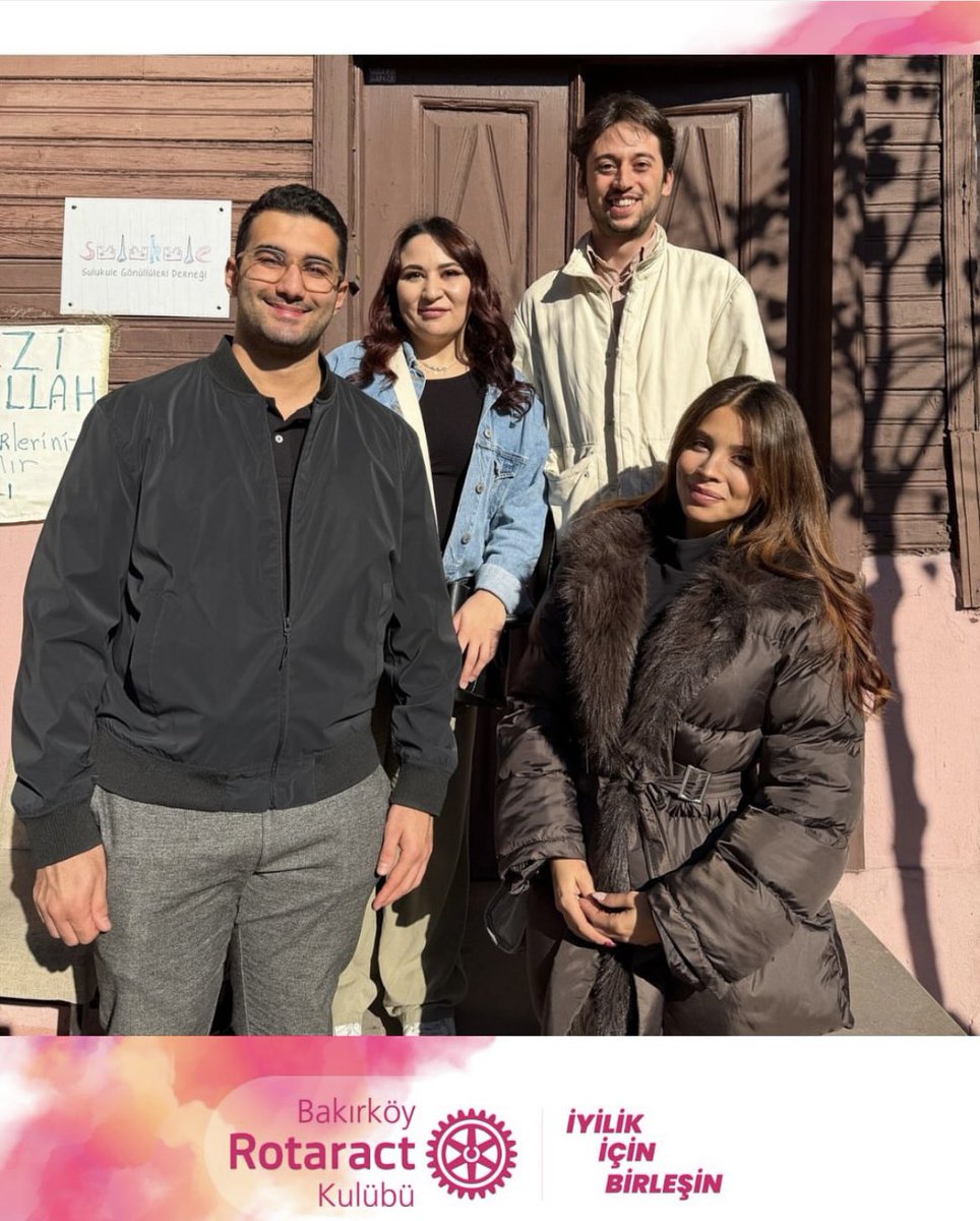 Hijyen Eğitimi🪥

15 Kasım tarihinde, Doktor üyelerimiz Sulukule Gönüllüleri Derneğinde çocuklarla buluştu ve onlara “Hijyen Eğitimi” sunumlarını gerçekleştirdiler. 

Bu zevkli eğitimin ardından, çocuklarımıza hazırladığımız kitlerden hediye ettik✨