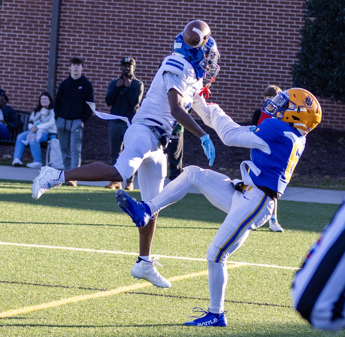 _NateShropshire's tweet photo. Last high school snap in the Chattanooga all start game !! Dms and recruitment is open contact info. 423-475-1170 https://t.co/mM4BhS5RgN
