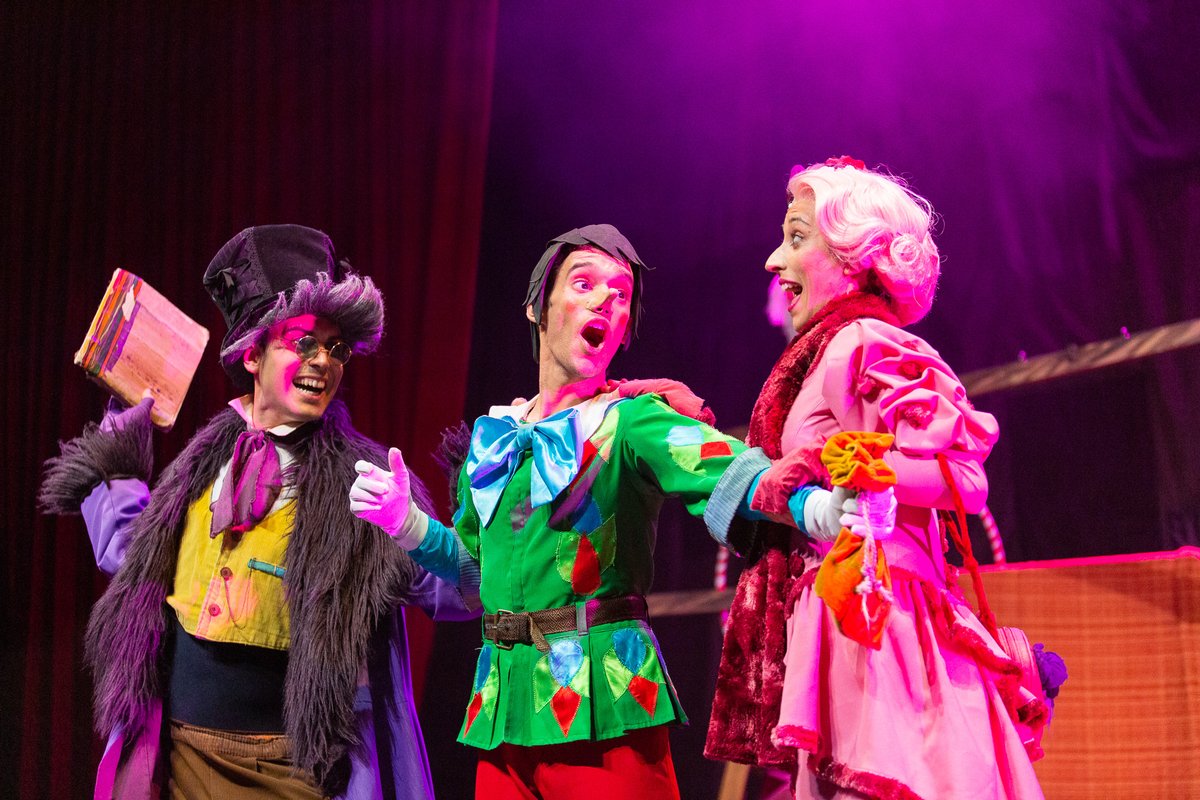 💫 Vive la magia de la Navidad en familia con 'Pinocho, un musical de aventuras'

📆 viernes 26 de diciembre
⏰ 18:00h
🎟 ENTRADAS: bit.ly/4peFHh7