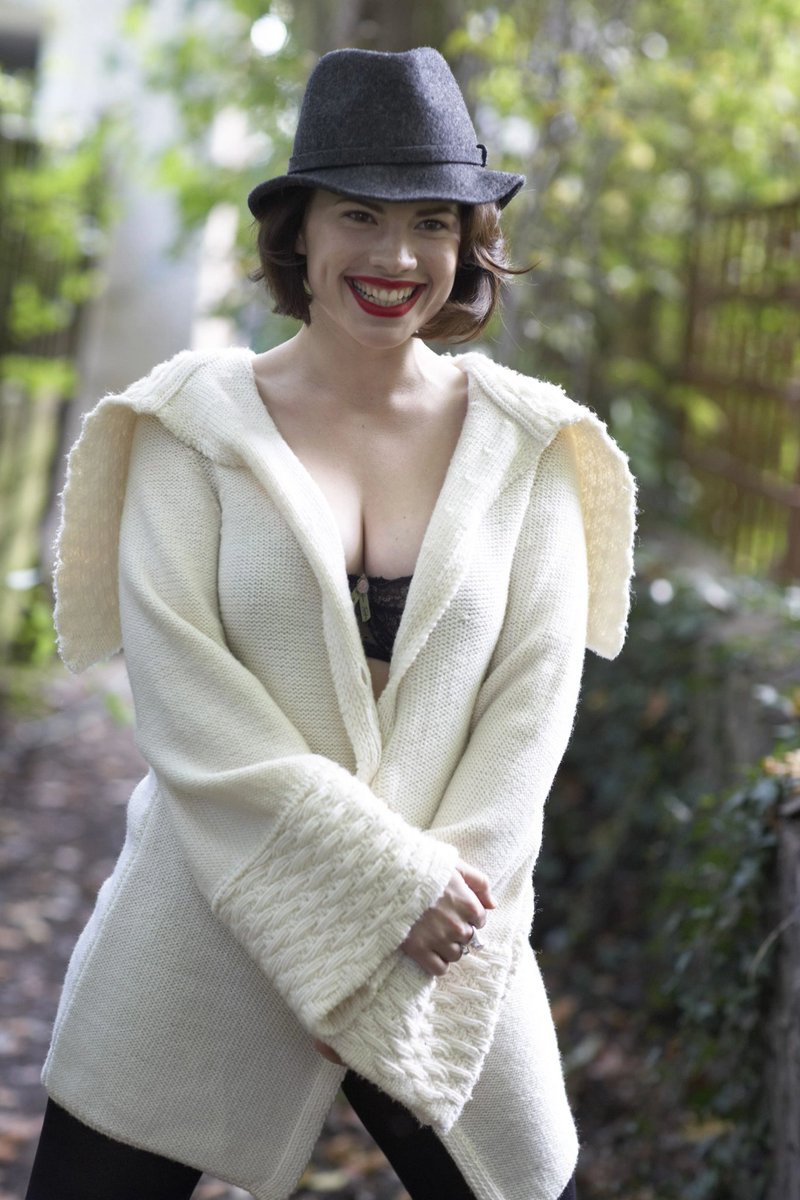 HqAtwell's tweet image. Hayley Atwell shot by Jillian Edelstein (2007)