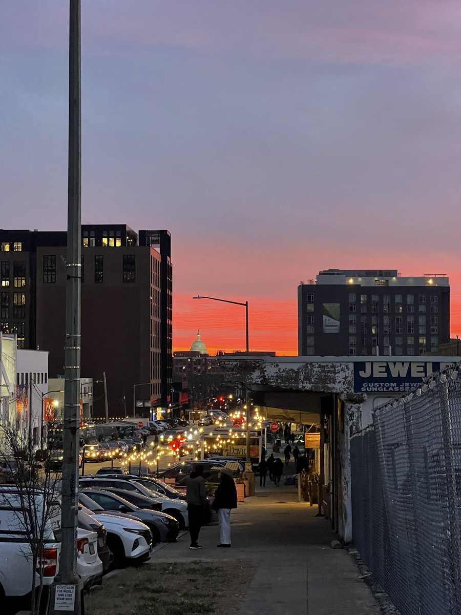 steven_thad tweet media