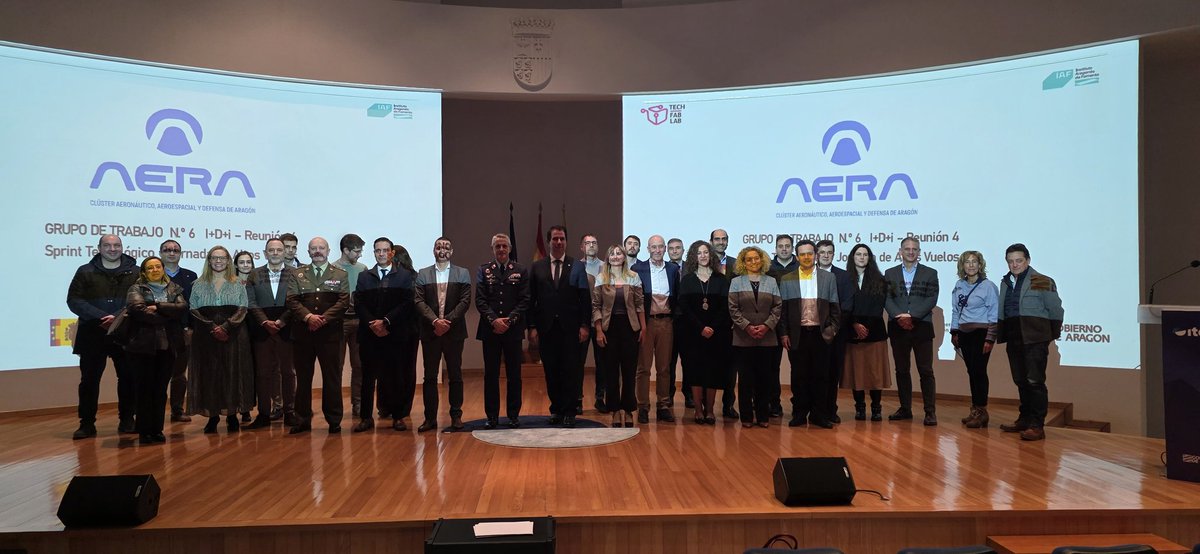 Aeropuerto de Teruel, vuela la innovación tweet media