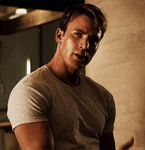 TavernaMarvel's tweet photo. 🚨Chris Evans retorna oficialmente como Steve Rogers em 'AVENGERS: DOOMSDAY.

Em dezembro de 2026 nos cinemas. https://t.co/FCZSIvPTiJ