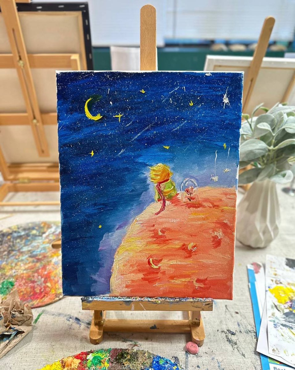 Alua83637726's tweet image. Where words stumble, art finishes the sentence