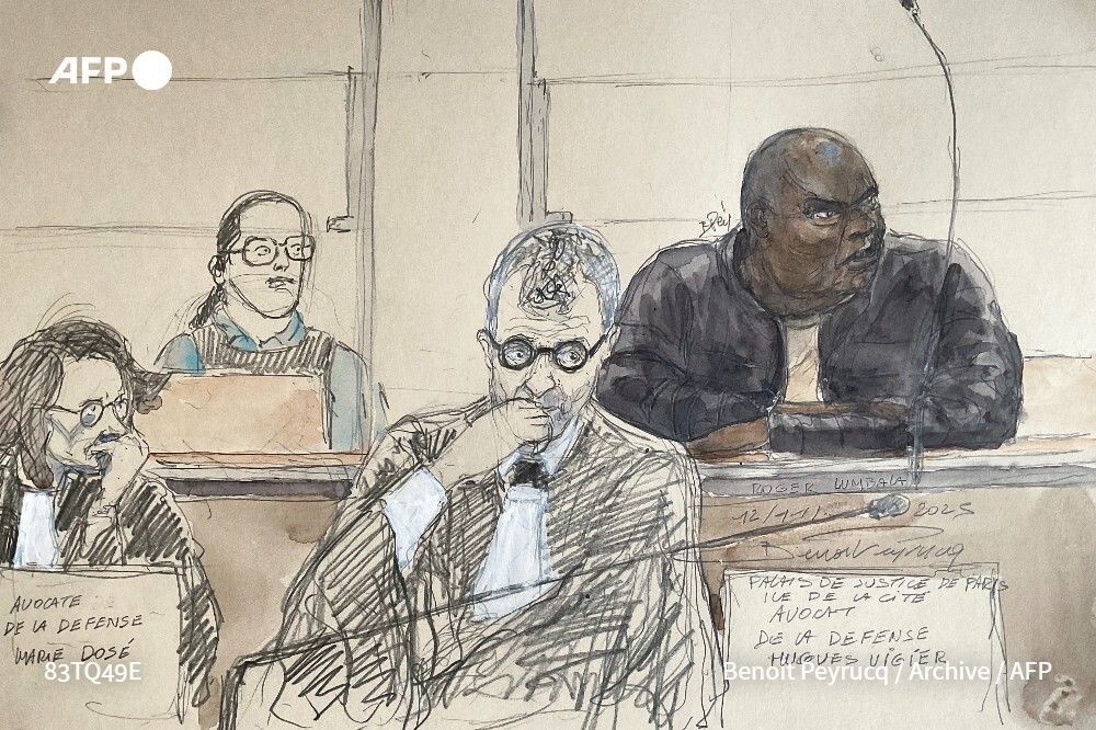 afpfr's tweet photo. ⚖️ L'ancien chef rebelle congolais Roger Lumbala a été condamné lundi à Paris à 30 ans de réclusion criminelle pour complicité des crimes contre l'humanité commis par ses soldats en 2002-2003 en République démocratique du Congo. https://t.co/SuRppE8kCP