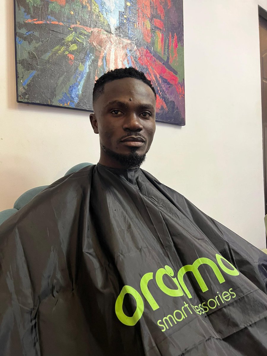 HenryPochen's tweet image. Book for your home service #mobilehaircuts