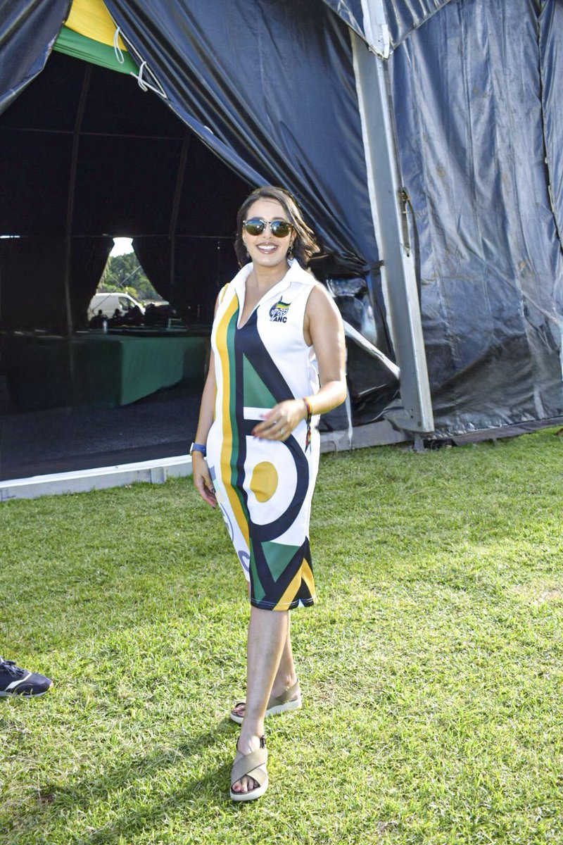 FasihaHassan's tweet photo. A youth leaguer 🖤💚💛

#ANCYL27thNationalCongre https://t.co/NPLunjMuER