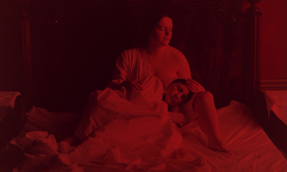 HauntedMovies's tweet photo. Cries and Whispers (1972) dir. Ingmar Bergman https://t.co/hYQIfjhrbE