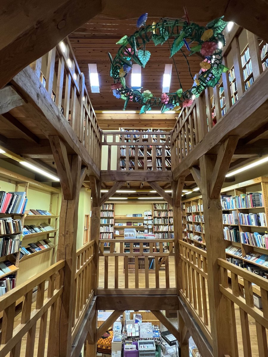 Petit point après 10 mois à revendre des livres trouvés via <a href="/biblioscan/">BiblioScan</a> :

3110€ avec 78 ventes (45 sur Leboncoin et 33 sur Vinted).

Une  fois les coûts déduits, ça fait 2500€ de bénéfice net. 

Tout ça en seulement 8 sessions de scan et j'ai encore 69 livres à vendre.