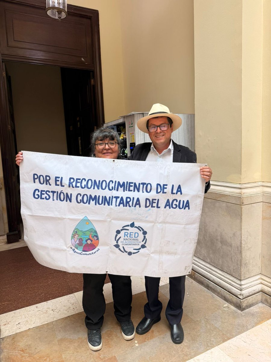 📣📣📣Esperamos que hoy la <a href="/CamaraColombia/">Cámara de Representantes de Colombia</a> vote positivamente en su último debate el proyecto de Ley de #AcueductosComunitarios. 

Una iniciativa que hemos construido de la mano de las comunidades gestoras del agua 🌀 y que hoy puede convertirse en Ley de la República.