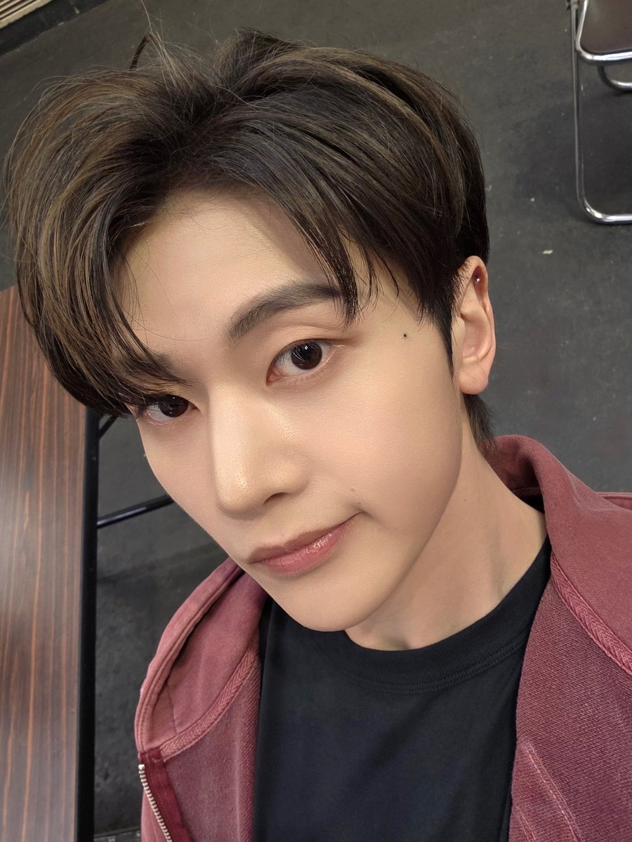 mattbreadcheeks's tweet image. 🫳