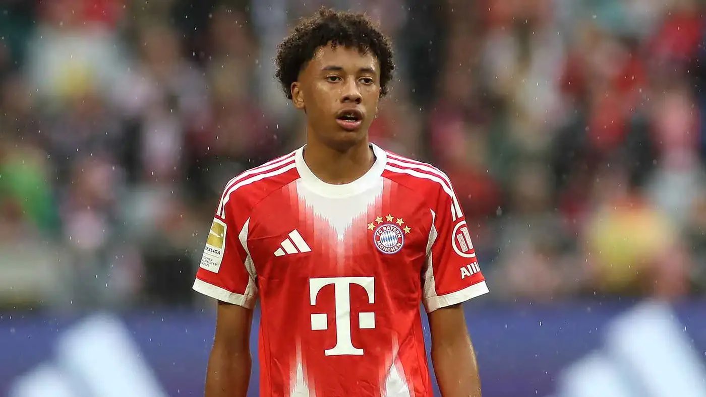 فابريزيو رومانو | بايرن ميونخ يدخل في مفاوضات متقدمة مع الموهبة الشابة كاسيانو كيالا (16 عامًا) لتوقيع عقد طويل الأمد جديد.. المحادثات قطعت شوطًا كبيرًا، بعد أن أرسل النادي عرضه خلال الأسابيع الأخيرة، وسط ثقة داخل بايرن في تفادي أي تحركات محتملة من أندية الدوري الإنجليزي 