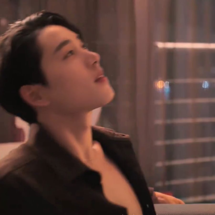 yngte's tweet image. อ้าวพี่