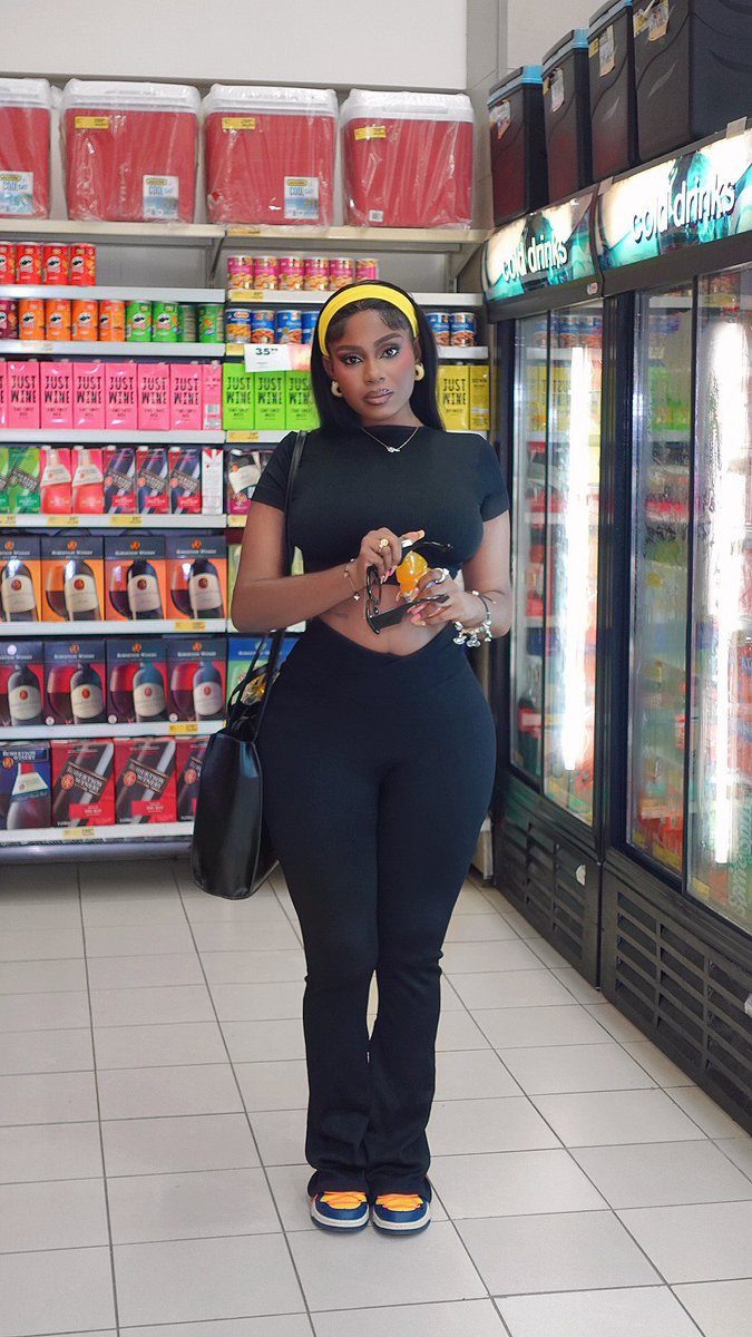 thestephyosei's tweet image. Out and about