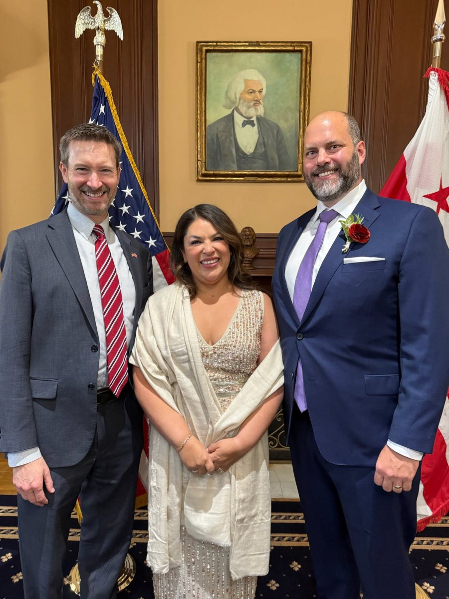SecretaryofDC's tweet photo. Heartwarming moments from weddings made possible by DC’s LOVE Act. During the shutdown, 604 marriage licenses were issued and 106 civil weddings were proudly officiated by the DC government.
#DCProud https://t.co/97XqamH9i3