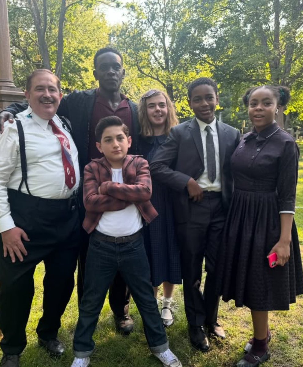 itderrybrasil's tweet image. Bastidores do episódio 8 de IT: Bem-Vindos a Derry.