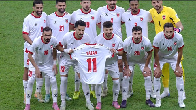 لاعبي منتخب الأردن يدعمون زميلهم يزن النعيمات قبل اللقاء أمام السعودية 