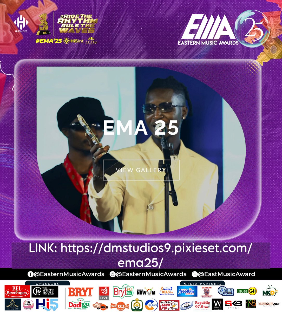 Hi5_Empire's tweet photo. All the pictures from #EMA25!

LINK: https://t.co/01Vy03GDOG

#RideTheRhythmRuleTheWaves
#EasternMusicAwards https://t.co/BU827Olejv