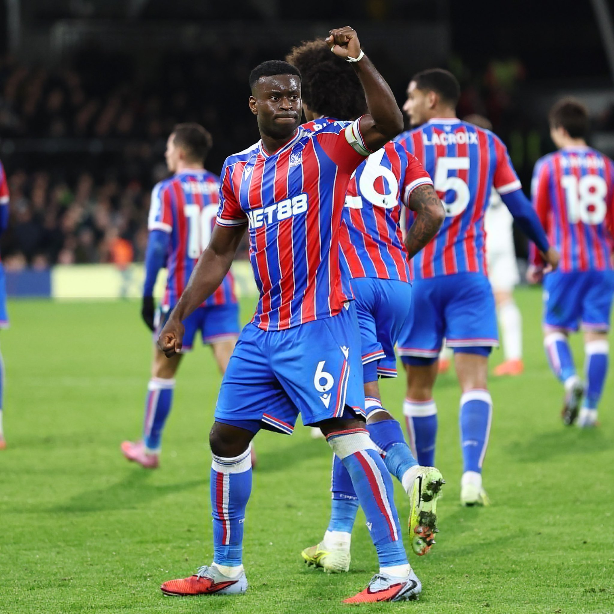 مارك غويهي على رادار مانشستر سيتي! مدافع كريستال بالاس أصبح الآن هدفًا ذا أولوية بالنسبة لمانشستر سيتي، في ظل استعداد السماويين لإجراء إعادة هيكلة كبيرة لخط الدفاع خلال سوق الانتقالات الصيفية المقبلة 