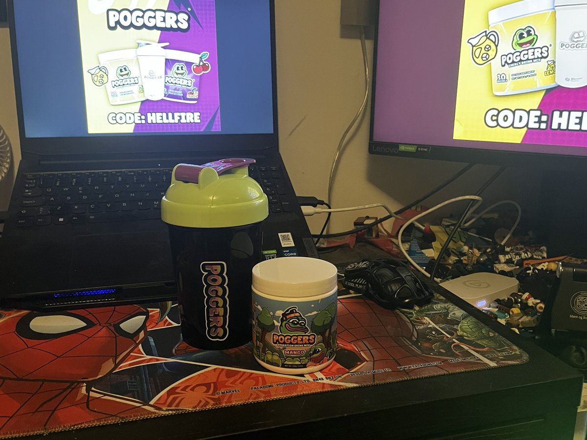 Just picked up my order from <a href="/PoggersShop/">POGGERS® 🐸</a> (Mango hydration drink mix and 16 OZ shaker)