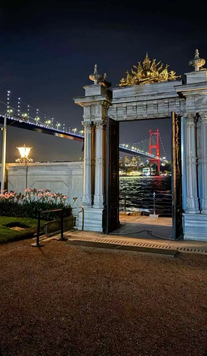 İstanbul.