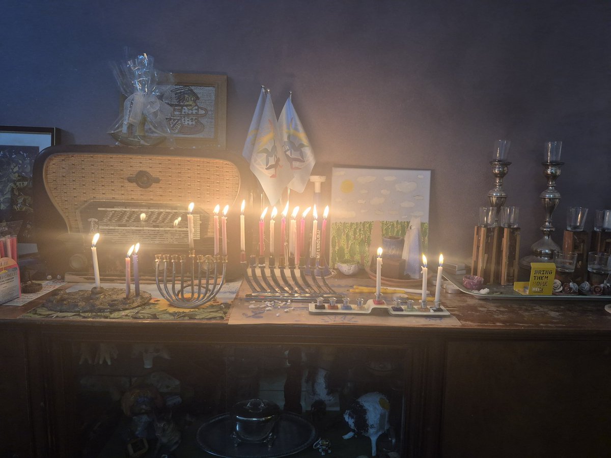 idit_lev's tweet image. נר 2 בית הילל
נר 7 בית שמאי
בתקווה לימים טובים יותר