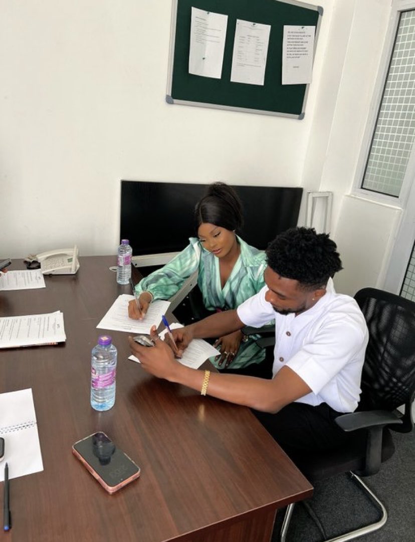 BeautifulEij's tweet image. Some chase clout,others chase contracts and my fave just sealed one with KOPPAN HOSPITALITY 

PERRY &amp;amp; KONDON X KOPPAN HOSPITALITY 
CONGRATULATIONS PERRY AND KONDON 

#RichmondOfori
#KondonEllen 
#PerfectMatchXtra