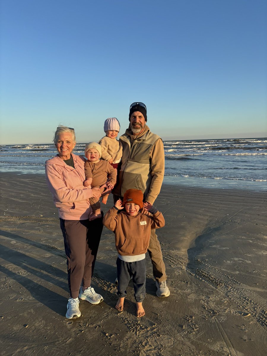 Thad Roher tweet media