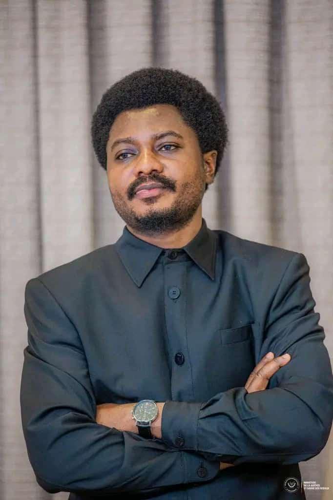 Plaise au Président Félix Tshisekedi Tshilombo de gracier par l'ordonnance présidentielle son Excellence Monsieur Contant Mutamba Tungunga et de le nommer soit au ministère des affaires étrangères soit au ministère de la défense...

La sagesse cachée...
GNY✍️